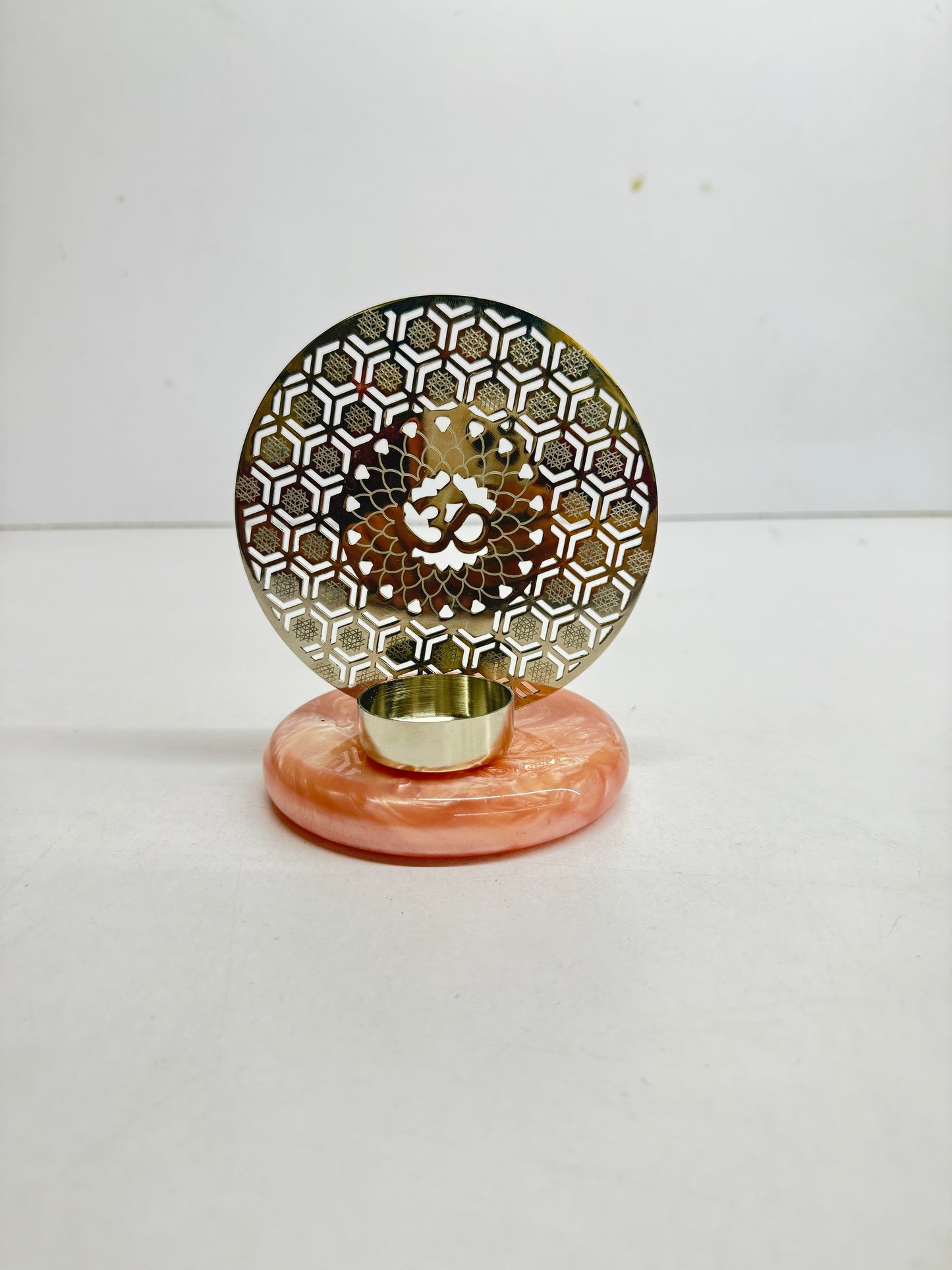 OM Tea Light