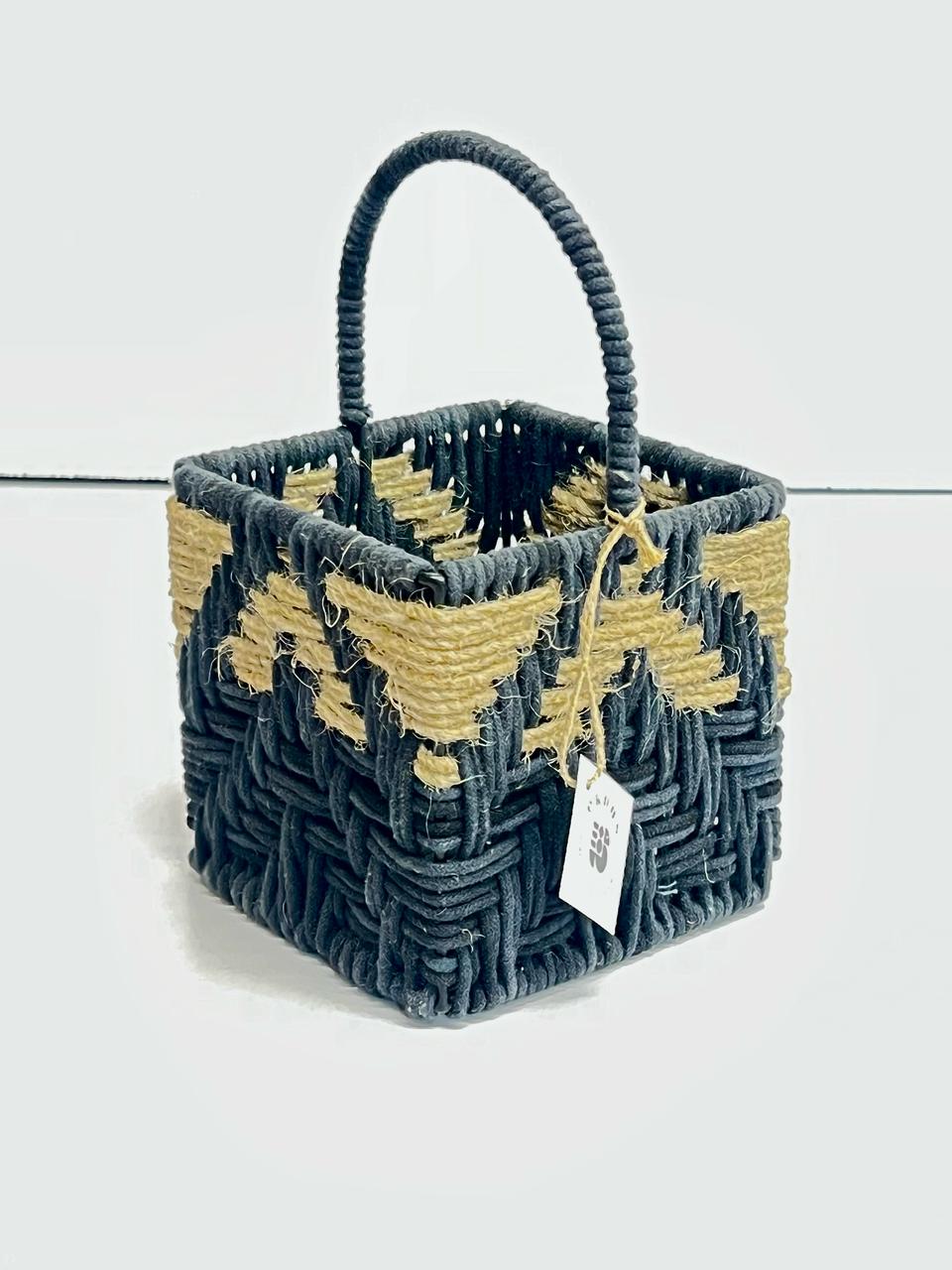 Rustic Zigzag Pattern jute Basket with Handle