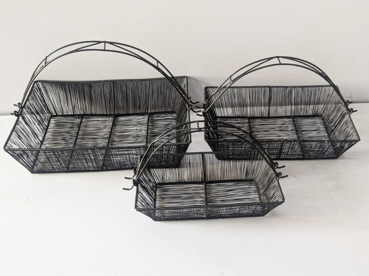 Green Meadow Tiered Basket"