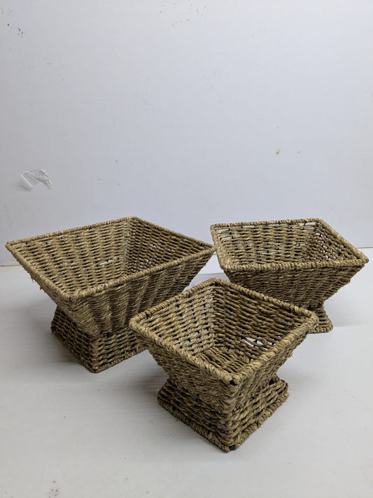 Seagrass Fruit Basket