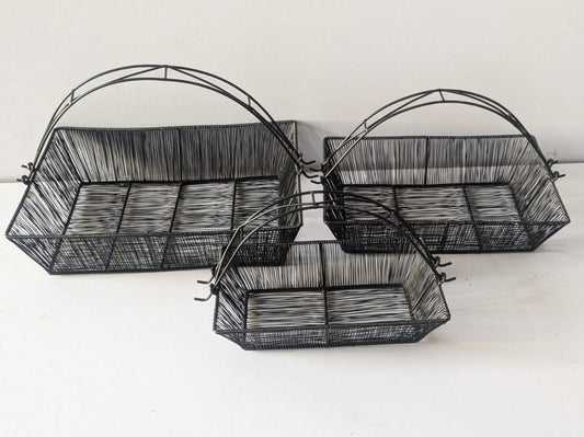 Green Meadow Tiered Basket"