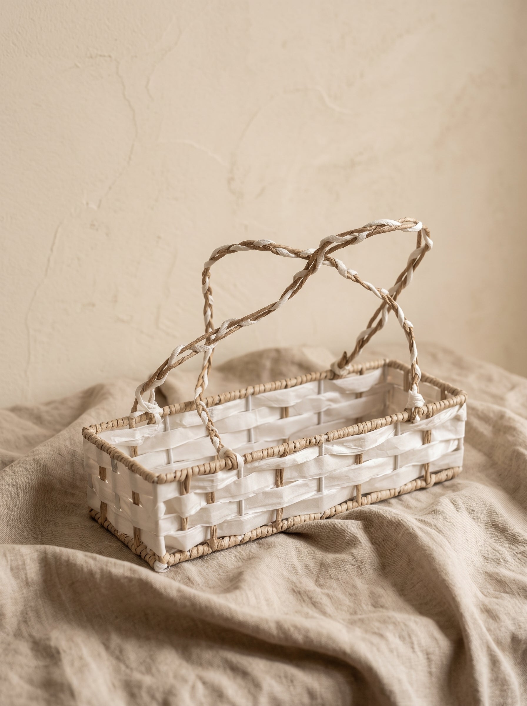 Two Jars Basket